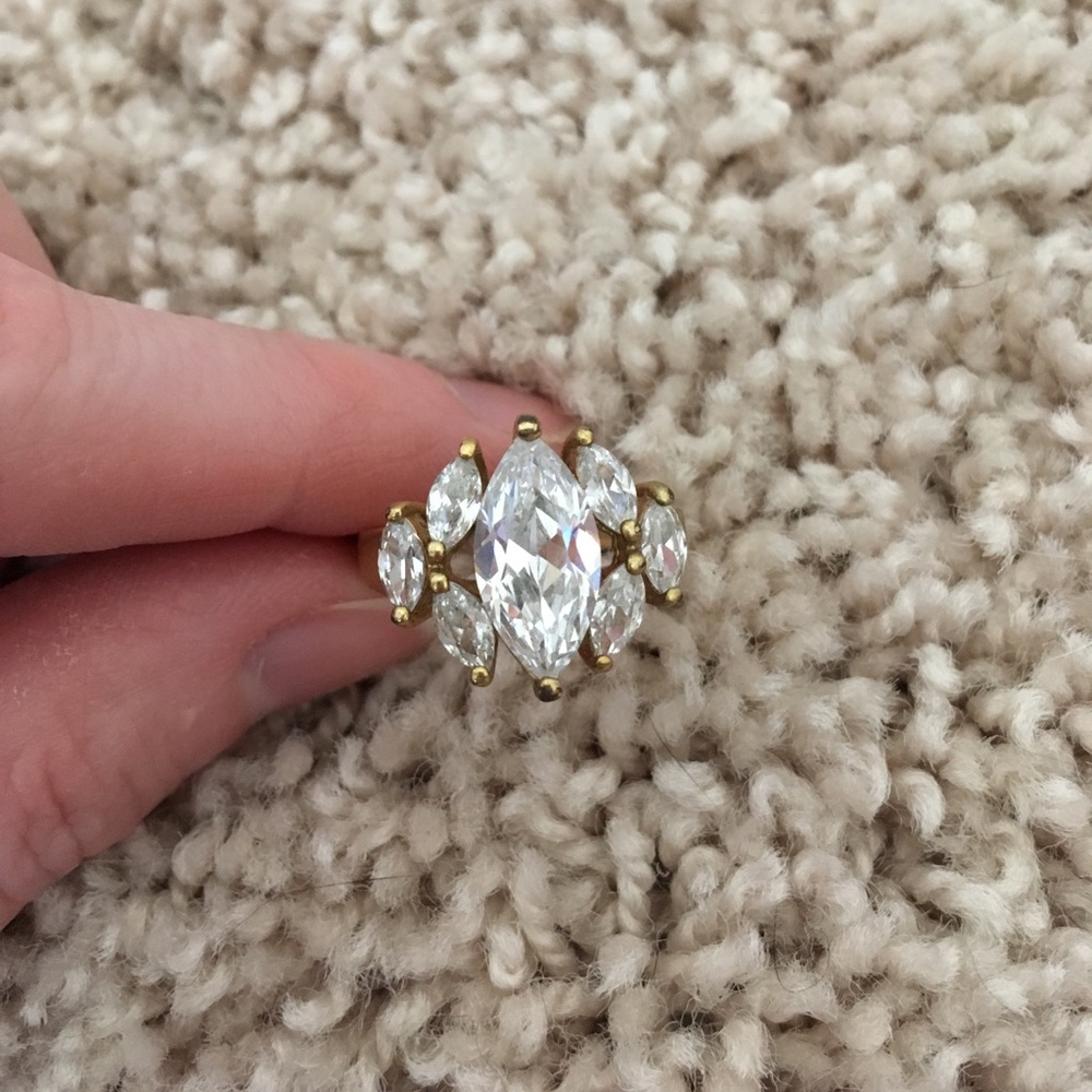 Gold ring